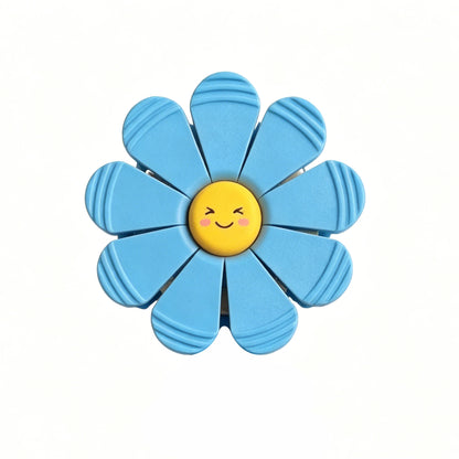 Magnetic Floral Ornament with Petal Clip Spinning Toy