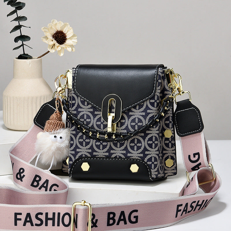 Versatile Simple Crossbody Bag