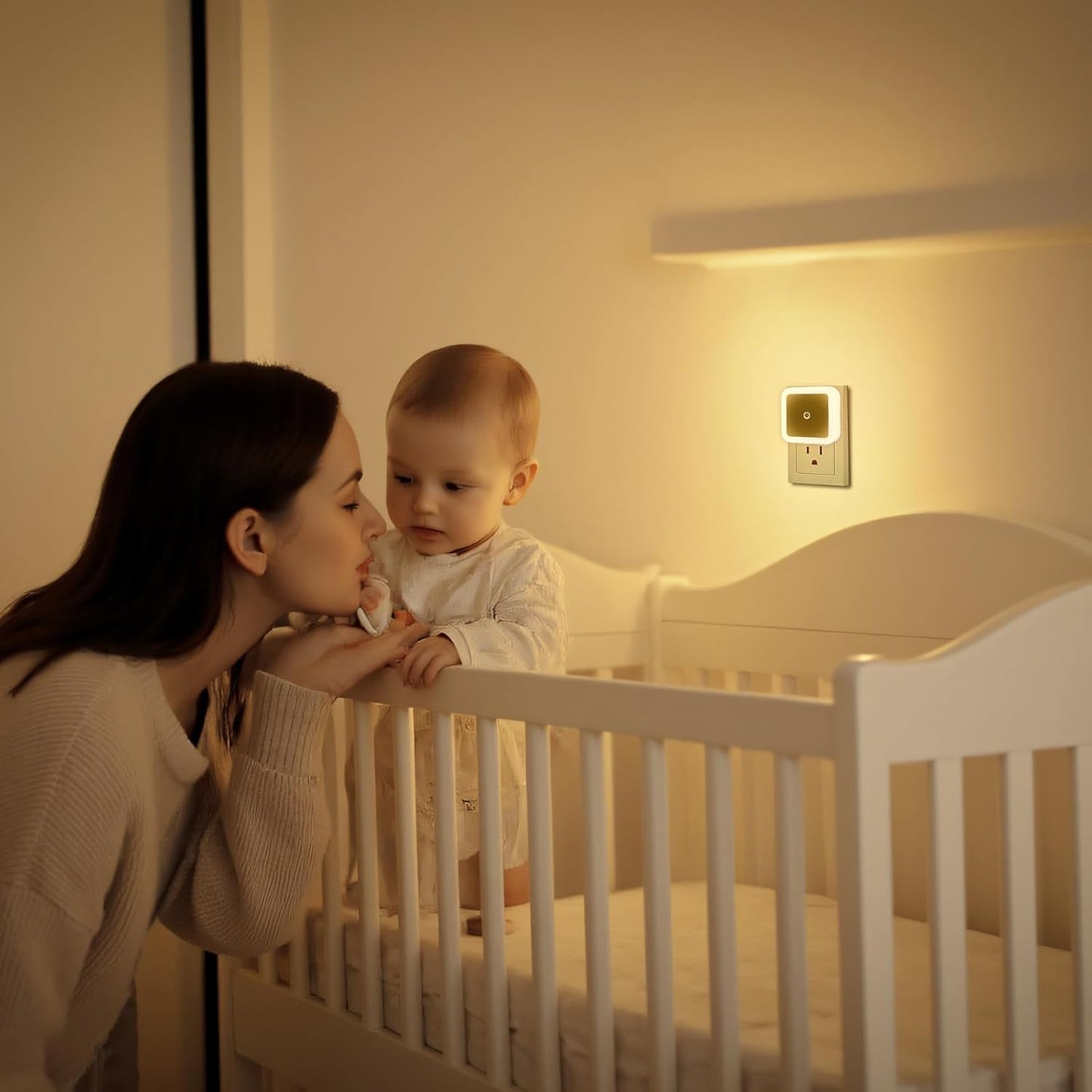 4/8Pcs Night Light,Warm White LED Night Lights Plug into Wall with Dusk to Dawn sensors